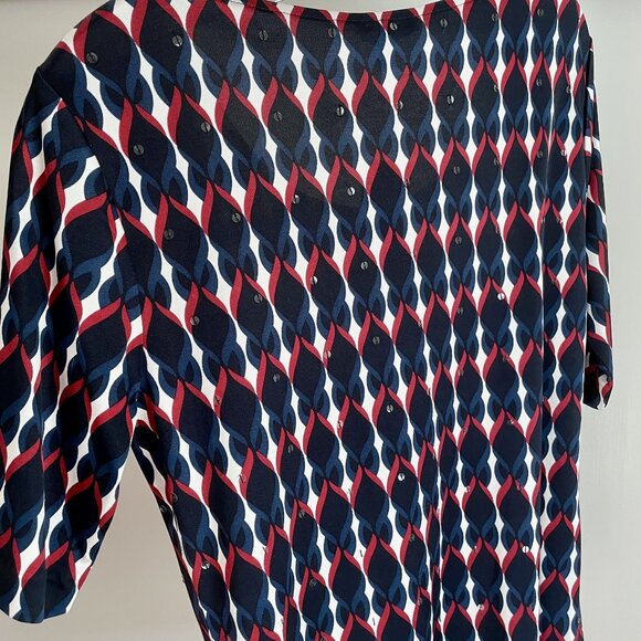 Anne Klein New York Silk Print Short Sleeve Stretch Top Size M Red Blue Sequins - Picture 13 of 15